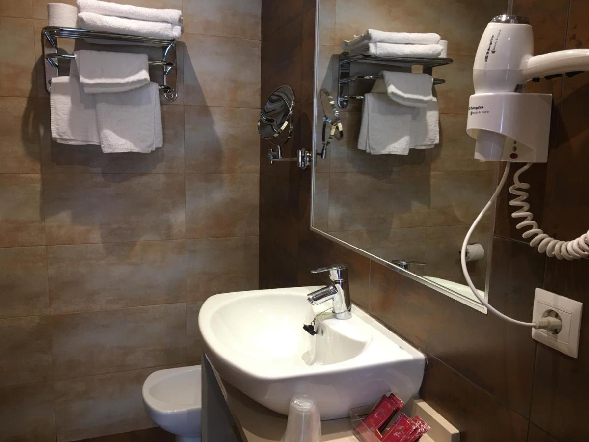 Valle De Cabezón Hotel 3*